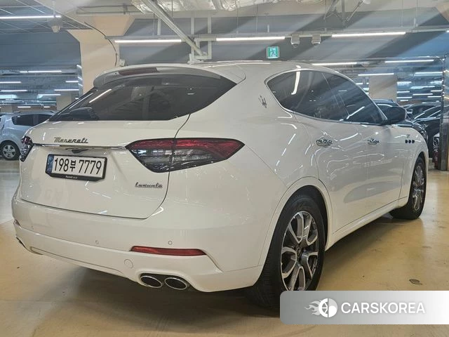 Maserati Levante id 3819060 из Кореи 10