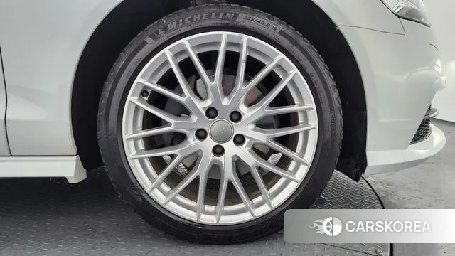 Audi New A6 id 3677628 из Кореи 15