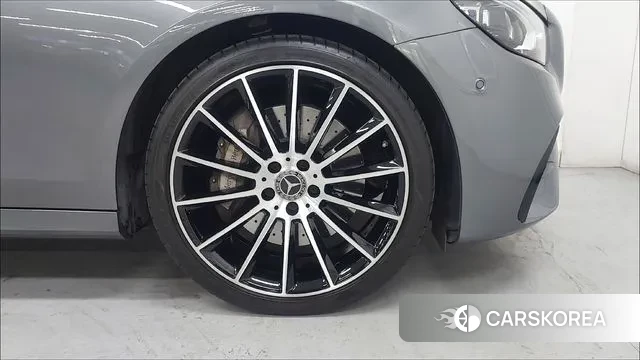 Mercedes-Benz E-Class W213 id 3659652 из Кореи 12