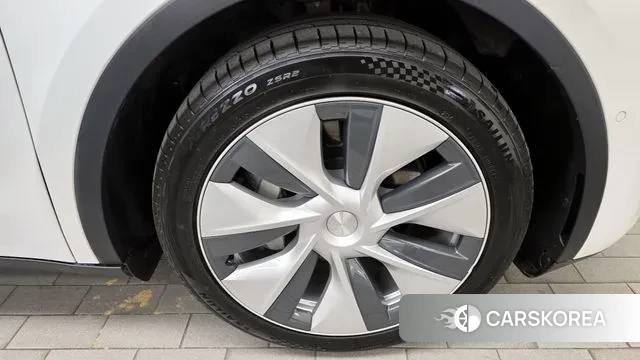 Tesla Model Y id 3300816 из Кореи 15