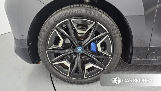 BMW iX id 3556324 из Кореи 15