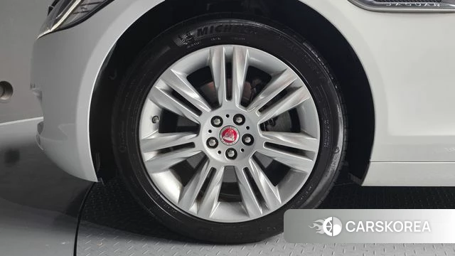 Jaguar XF (X260) id 4295104 из Кореи 31