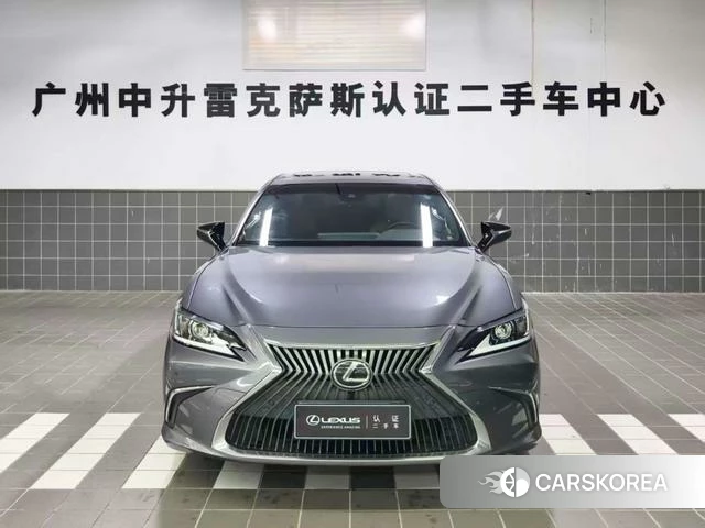 Lexus ES id 4321079 из Китая 17
