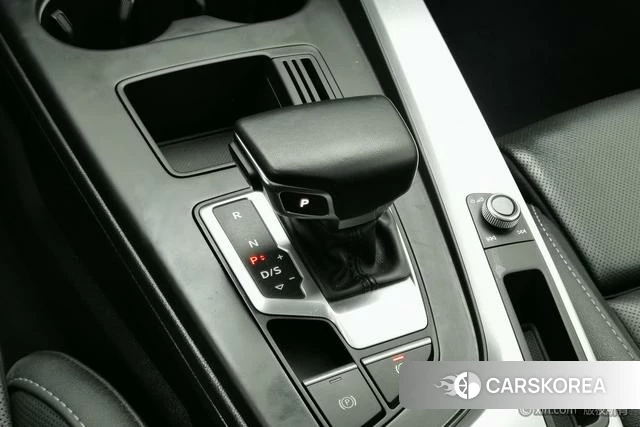 Audi A4L id 4321233 из Китая 19