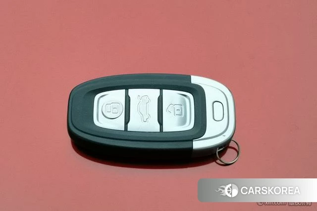 Red flag E-QM5 id 4211585 из Китая 19