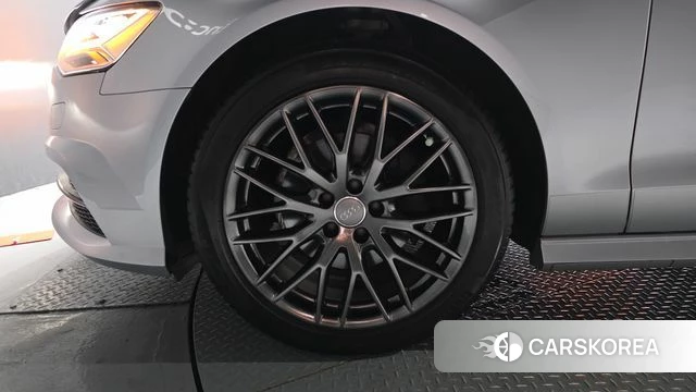 Audi New A6 id 4626310 из Кореи 32