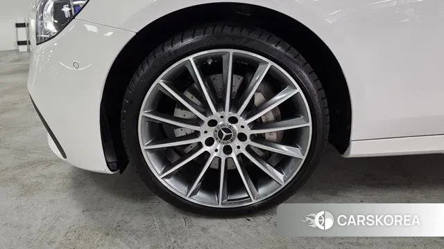 Mercedes-Benz E-Class W213 id 3707727 из Кореи 12