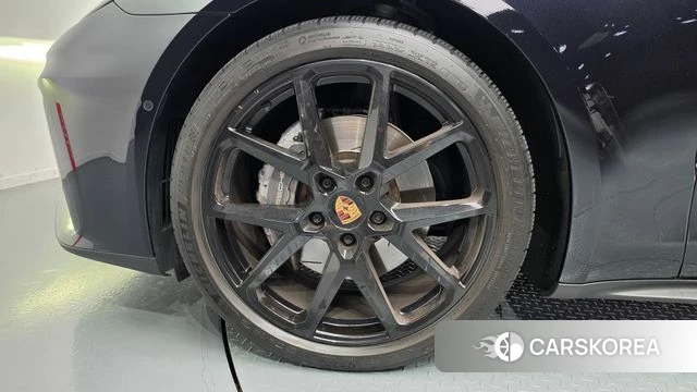 Porsche Panamera (976) id 4749213 из Кореи 28