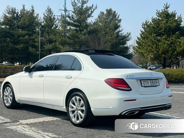 Mercedes-Benz E-Class W213 id 3795739 из Кореи 13