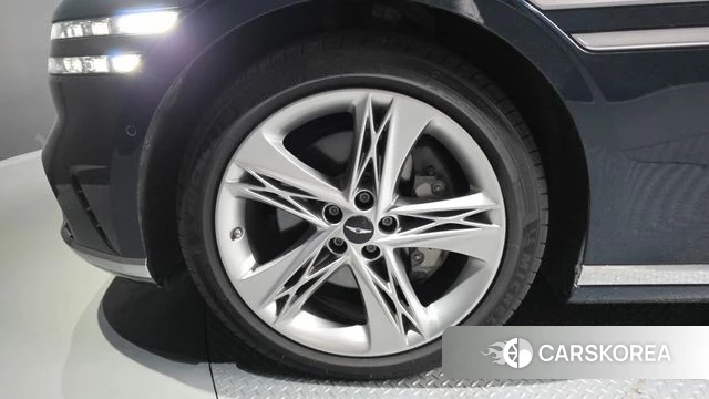 Genesis G90 (RS4) id 4697220 из Кореи 29