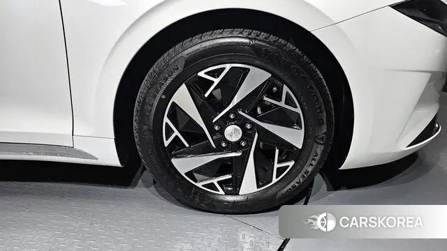 Hyundai The New Grandeur IG Hybrid id 3788195 из Кореи 15