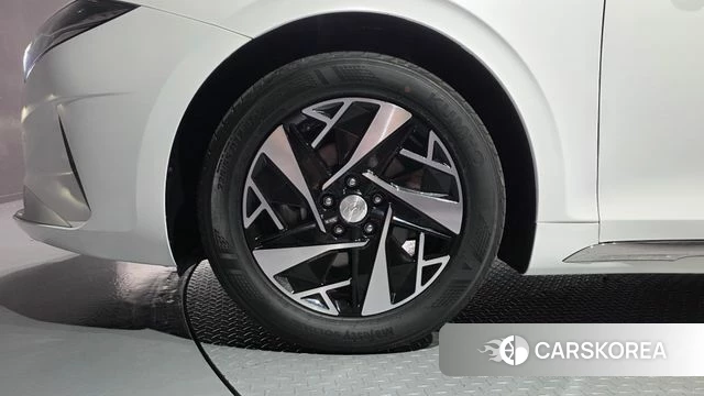 Hyundai The New Grandeur IG Hybrid id 4753889 из Кореи 15
