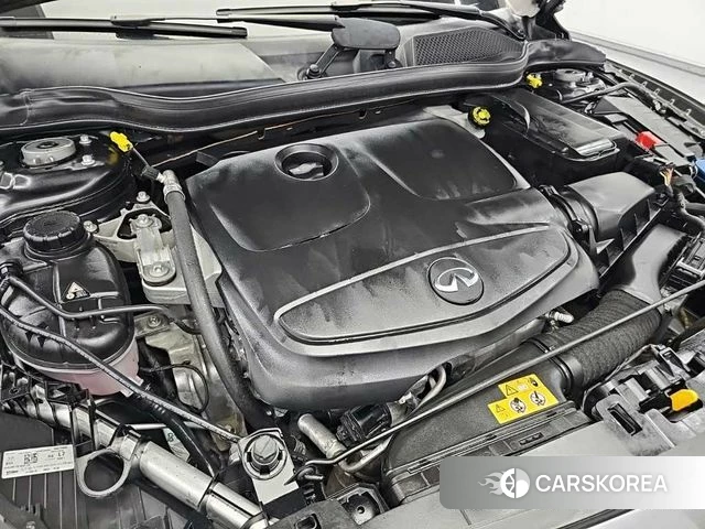 Infiniti Q30 id 4732804 из Кореи 13