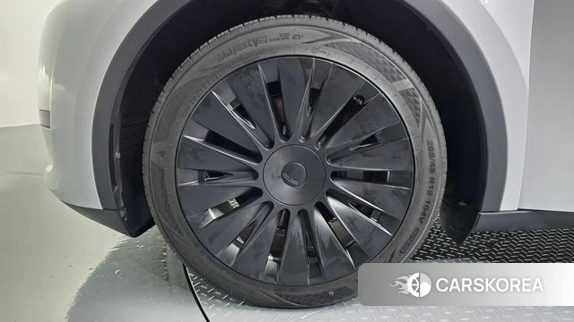 Tesla Model Y id 4549271 из Кореи 15
