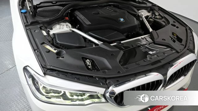 BMW 5 Series (G30) id 3828255 из Кореи 15