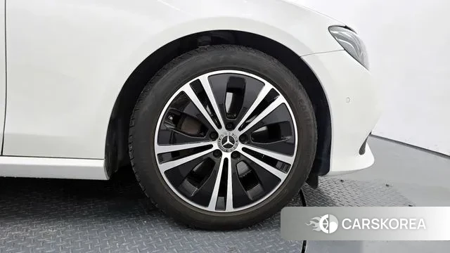 Mercedes-Benz E-Class W213 id 3008559 из Кореи 15