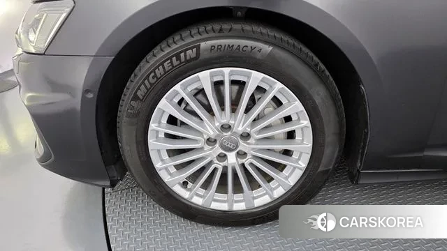 Audi A6 (C8) id 3362480 из Кореи 15