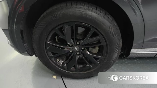 Genesis GV70 id 4433221 из Кореи 15