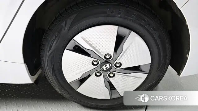 Hyundai The New Ionic Hybrid id 3350889 из Кореи 15