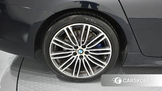 BMW 5 Series (G30) id 4232648 из Кореи 15
