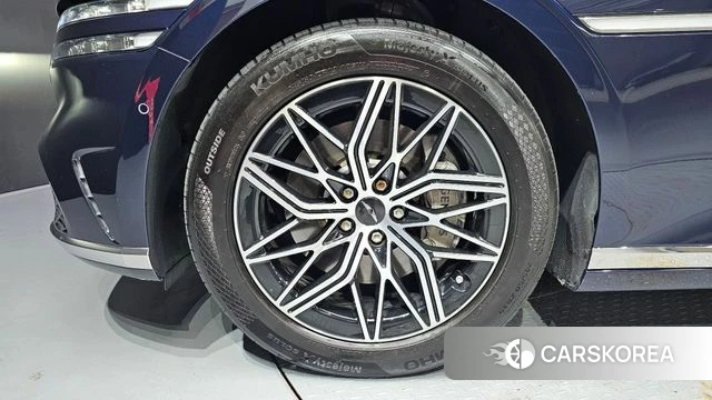 Genesis G90 (RS4) id 4641342 из Кореи 33