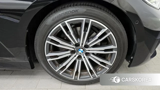 BMW 3 Series (G20) id 2902817 из Кореи 15