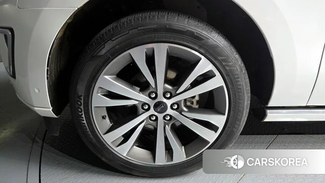 Ford Expeditation id 4370332 из Кореи 32