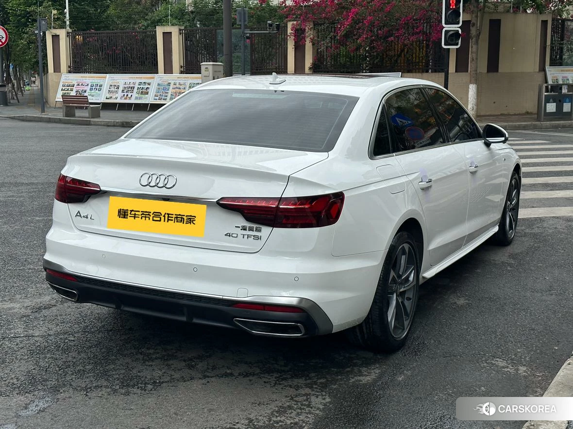 Audi A4L id 4454018 из Китая 9
