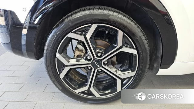 Kia Di Ol Nu Niro id 4893811 из Кореи 28