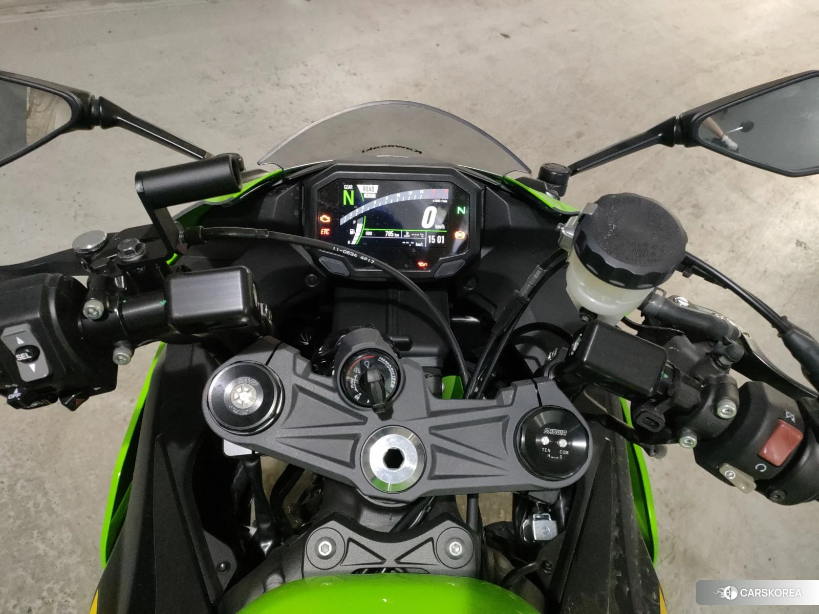 Kawasaki ZX-6R NINJA 2025 из Японии, фото 5