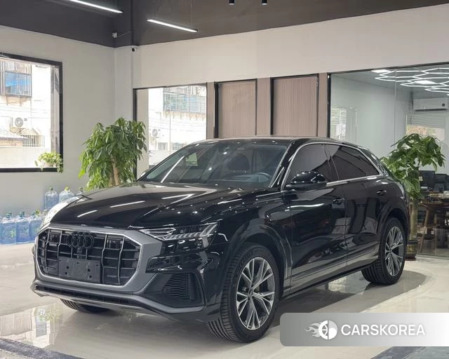 Audi Q8 2024 Черный из Китая, фото 5