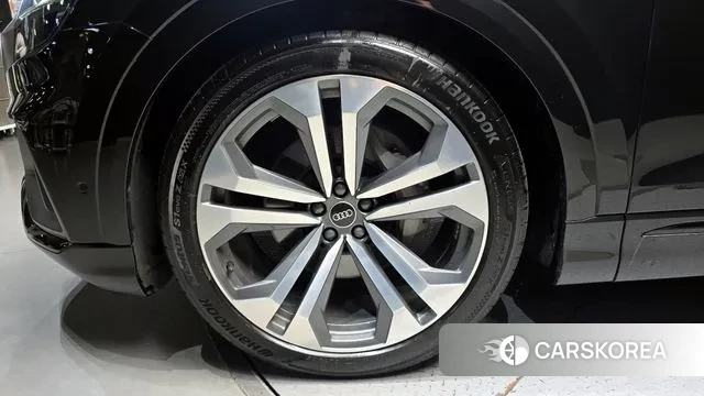 Audi Q8 (4M) id 3016511 из Кореи 15