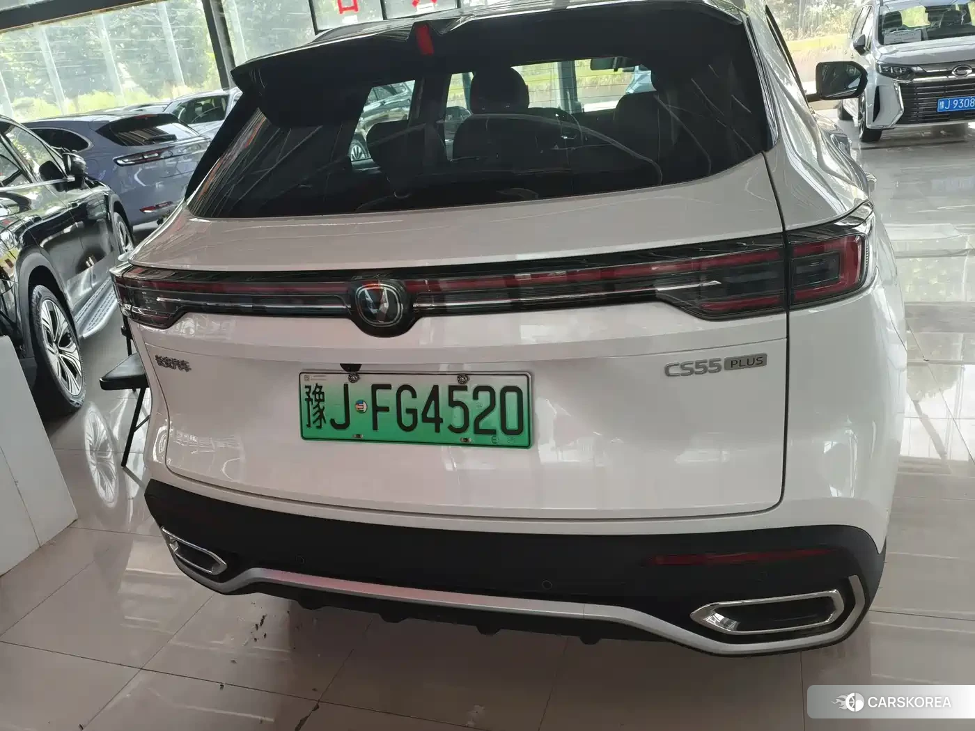 Chang'an CS55PLUS PHEV 2026 Белый из Китая, фото 5