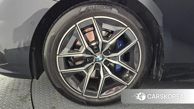 BMW 5 Series (G60) id 3517541 из Кореи 15