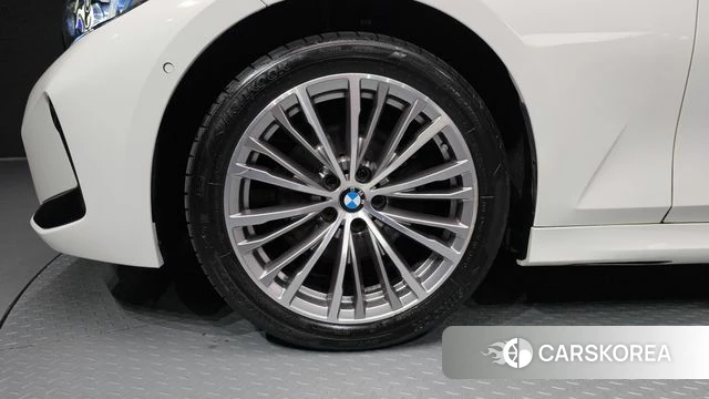 BMW 3 Series (G20) id 4689080 из Кореи 27
