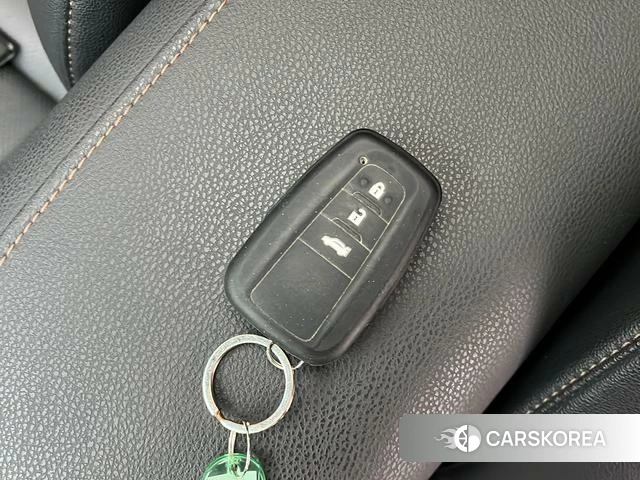 Toyota Camry id 4297743 из Китая 15