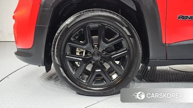 Jeep Renegade id 3560980 из Кореи 15