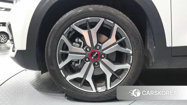 Kia Seltos id 4457545 из Кореи 15
