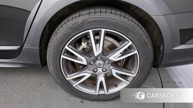 Volvo V90 Cross-Country id 3329991 из Кореи 15