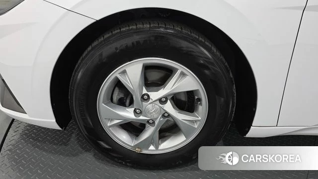 Hyundai Avante (CN7) id 3954377 из Кореи 15