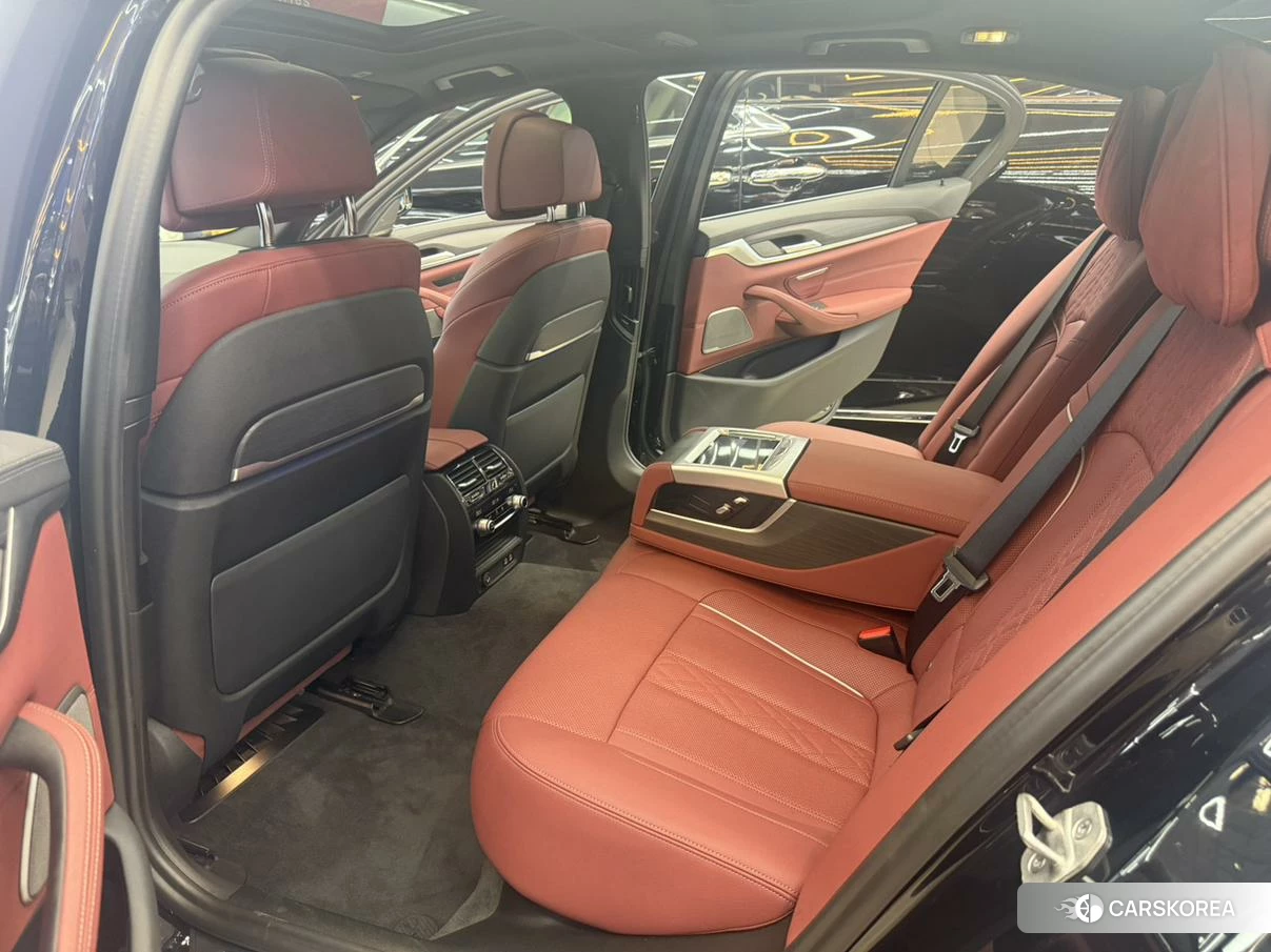 BMW 5 series id 4407656 из Китая 11