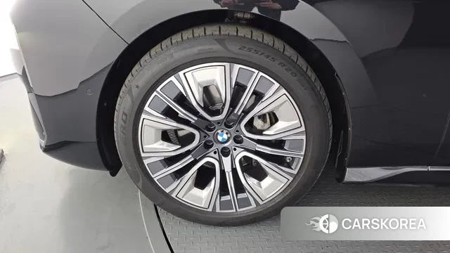 BMW 7 Series (G70) id 3734529 из Кореи 15