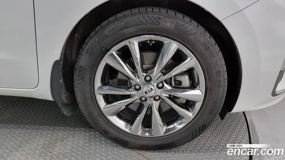 Kia The New Carnival id 2018503 из Кореи 15