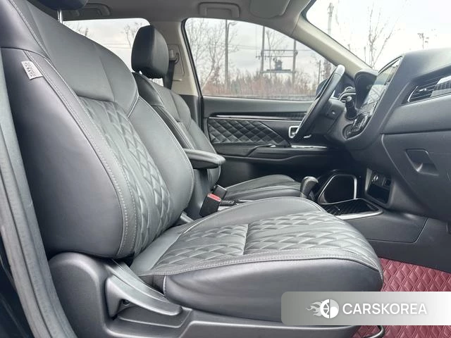 Mitsubishi  Outlander id 3944948 из Китая 14