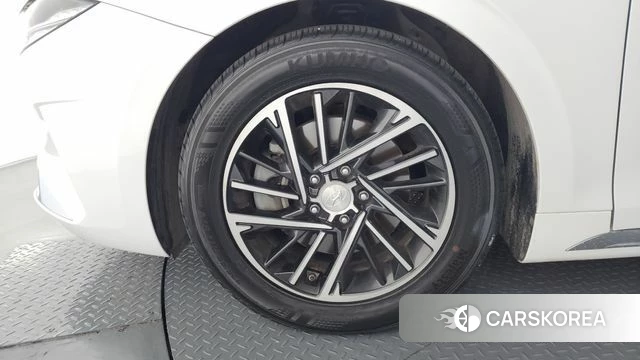 Hyundai The New Grandeur IG id 4284596 из Кореи 30