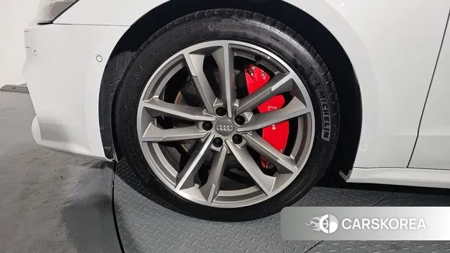 Audi A7 (4K) id 3551514 из Кореи 15