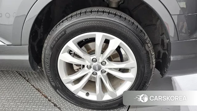 Audi Q7 (4M) id 3055226 из Кореи 15