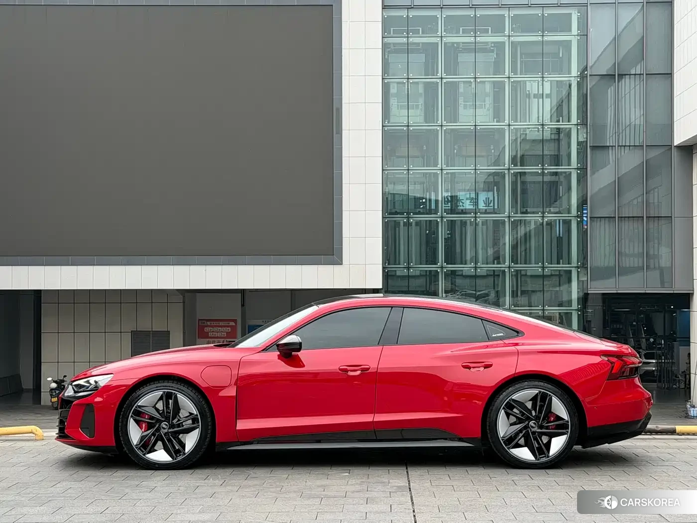 Audi RS e-tron GT id 4600854 из Китая 14