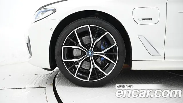 BMW 5 Series (G30) id 2848286 из Кореи 15