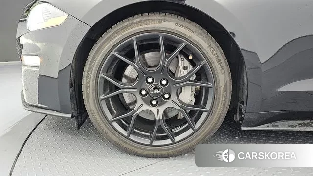 Ford Mustang id 3723304 из Кореи 15